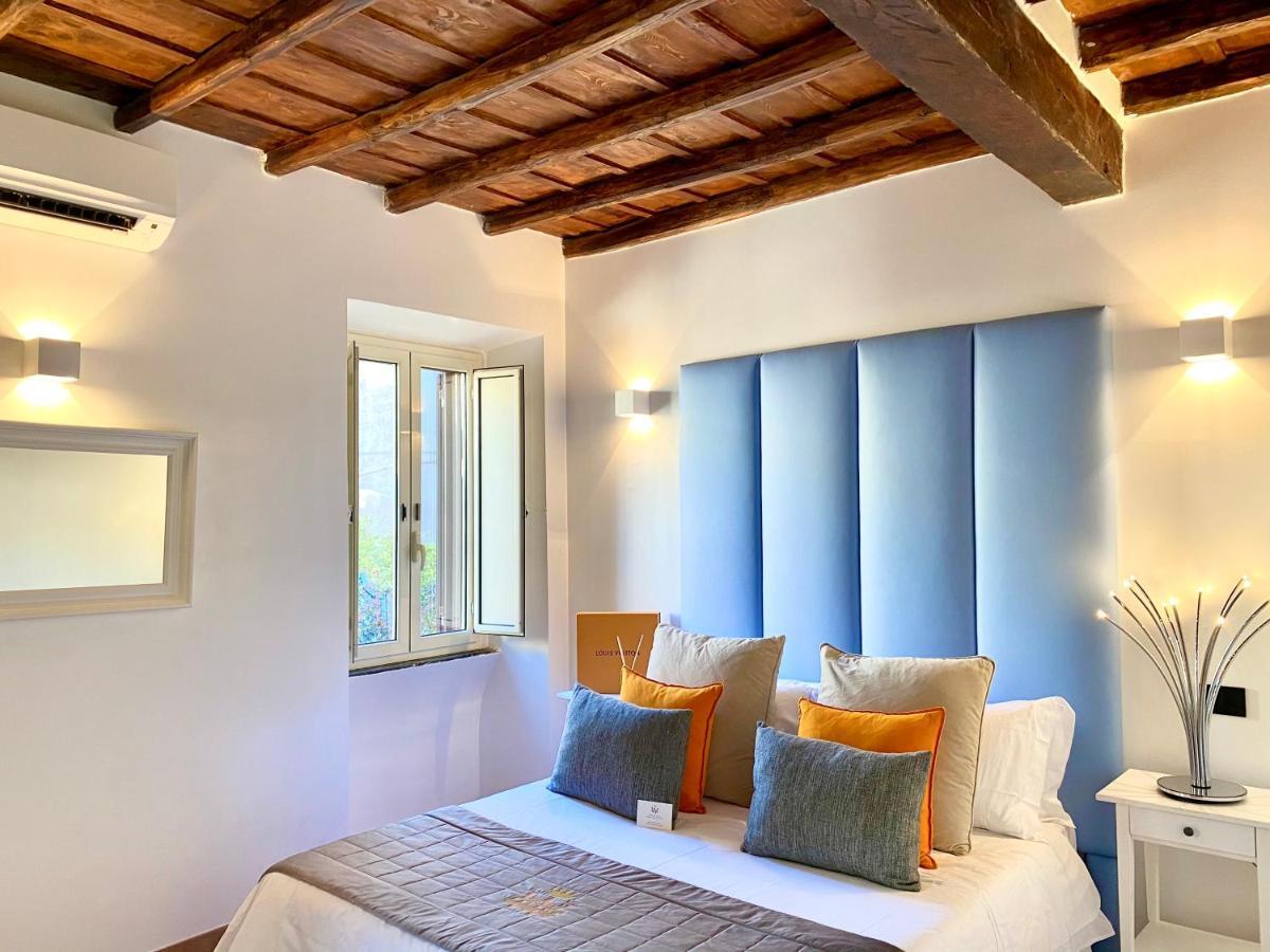 Palace Fontana Di Trevi Apartments روما المظهر الخارجي الصورة